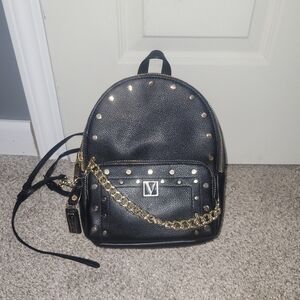 VICTORIA SECRET BACKPACK BAG. NEW. BLACK WITH STUD & CHAIN DETAIL